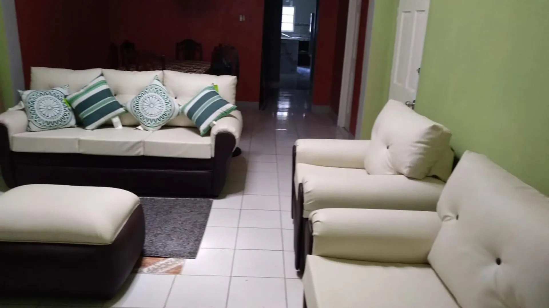Room In House - Charming Kingston Room For Rent - Private Entrance Full Access 0*,