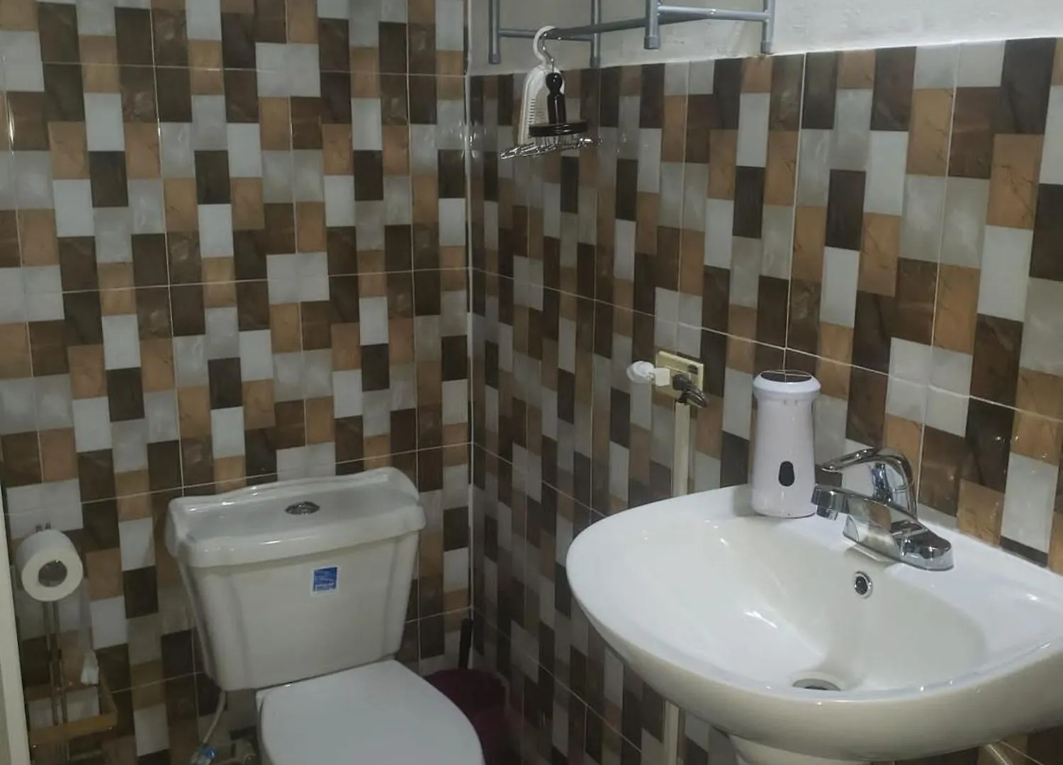 Guest house Room In House - Charming Kingston Room For Rent - Private Entrance Full Access Jamaica